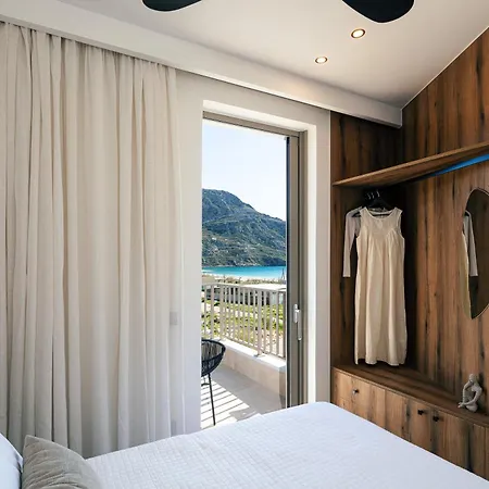 Ririka Beach Living, New Feel-At-Home Luxury Suites Plakias Exterior photo